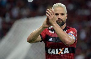 ACABOU A NOVELA: DIEGO RENOVA COM O MENGÃO