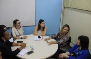 DEFENSORIA CRIA MODELO PARA TIRAR POSSE DE ARMA DE HOMENS VIOLENTOS