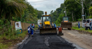 VIA DE ACESSO NO TARUMÃ RECEBEM TRABALHO DE INFRAESTRUTURA