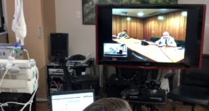 BOLSONARO FAZ REUNIÃO COM GENERAL HELENO POR VIDEOCONFERÊNCIA