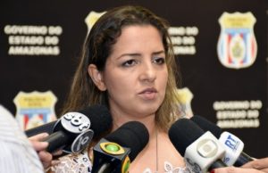 POLÍCIA CAPTURA MENOR ASSALTANTE NO JORGE TEIXEIRA