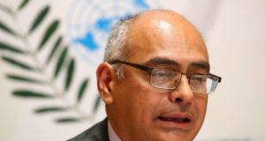 Venezuela busca ajuda de Cuba, Rússia e China para crise de saúde