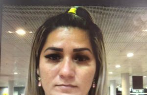 Polícia procura mulher que usou documento falso para alugar carro