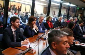 Ex-presidente Cristina Kirchner enfrenta quarta sessão de julgamento