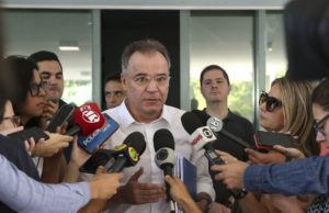 Relator da Previdência adia apresentação de relatório para quinta