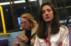 Namoradas são agredidas em ônibus de Londres por se recusarem a se beijar