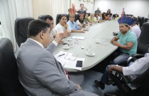 Dermilson recebe proposta que solicita o retorno de R$ 60 milhões para os povos indígenas