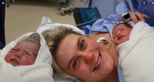 Mulher de duas vaginas e dois úteros gera quatro filhos