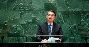 Bolsonaro afirma na ONU que não aceita colonialismo na Amazônia