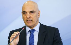 Alexandre de Moraes defende inquérito sobre fake News