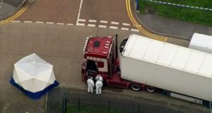 Caminhão é encontrado no Reino Unido com 39 pessoas mortas