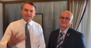 Direto do Japão, Bolsonaro deseja parabéns a Manaus pelos 350 anos