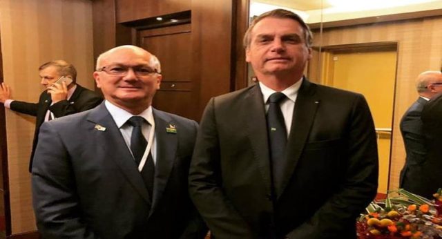 Bolsonaro-e-coronel-menezes-2-Copy