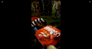 Sentou, pediu um “churrasco de gato” e acabou metralhado na Glória