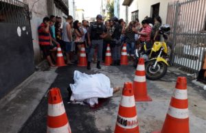 Professor sai de casa para trabalhar e é morto a tiros no bairro da Compensa