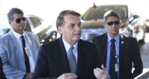 Jair Bolsonaro nega ‘lado A ou lado B’, sobre situação do PSL