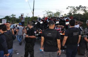 Operação contra “rachas” prende 27 pessoas em Manaus