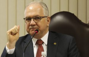 Fachin manda soltar ex-gerente da Petrobras preso na Lava Jato