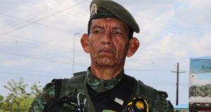 No Amazonas, índio poliglota é promovido à tenente da PM