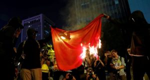 Registrada 1ª morte relacionada a manifestações em Hong Kong