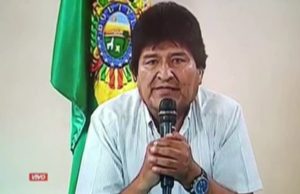 Em meio a protestos, Evo Morales renuncia à presidência da Bolívia