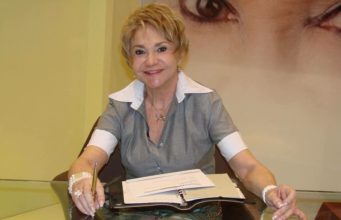 Aniversariante do dia! Baby Rizzato a rainha da TV amazonense