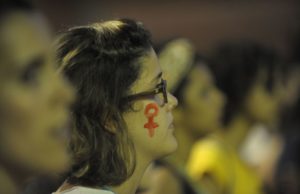 Projetos online estimulam combate à violência contra a mulher