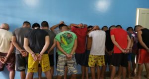 Presidiários de Manacapuru são transferidos para Manaus