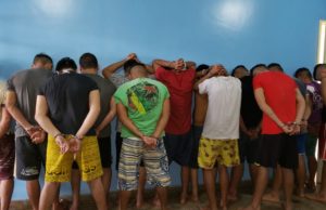 Presidiários de Manacapuru são transferidos para Manaus