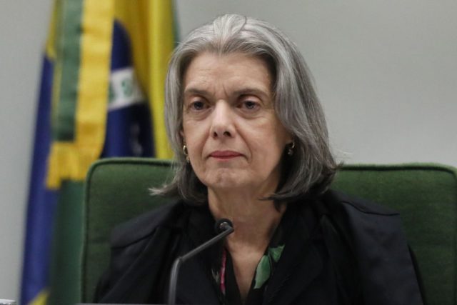 Ministra Cármen Lúcia preside sessão da 2ª turma do STF.