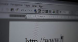 Criador da WWW propõe contrato para “consertar” internet