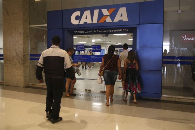 Agências da Caixa abrirão neste sábado para saque do FGTS