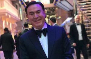 Amaury Jr. tem piripaque ao comer salada oferecida por dono da RedeTV