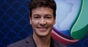 Após polêmica, Rodrigo Faro atribui críticas sobre ibope a ‘haters do Twitter’