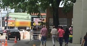 Delegado Sotero é fotografado sem algemas em via pública de Manaus
