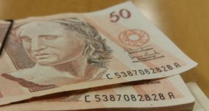 Economia brasileira ganhou tração, diz Banco Central