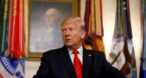 Trump escreve carta a Pelosi: declararam guerra contra democracia