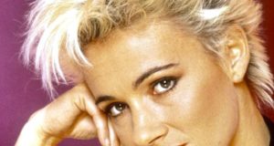 Marie Fredriksson, vocalista da banda Roxette, morre após longa batalha contra o câncer