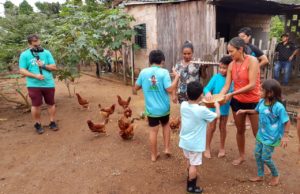 Primeiro sítio agroinclusivo do Brasil realiza ação social para crianças com autismo em Manacapuru