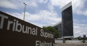 TSE aprova normas para eleição municipal de 2020