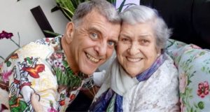 Morre mãe de Jorge Fernando, atriz Hilda Rebello dois meses após filho