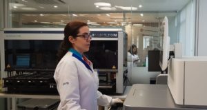 Projeto liderado por brasileira mapeará genoma de 15 mil pessoas