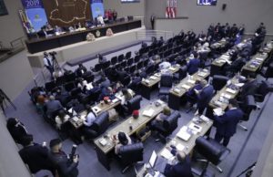 Setor de Habitação do AM receberá R$ 350 mil em emendas da Aleam