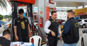 Procon Manaus autua mais de dez postos em uma semana
