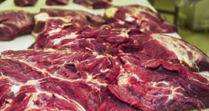 Preço da carne cai para o consumidor final