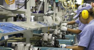 Produção industrial recua 1,2% de outubro para novembro