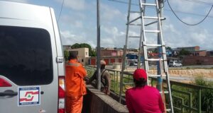 Plataformas de Dados instaladas em igarapés passam por vistoria