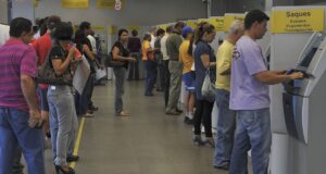 Bancos fecham na segunda e terça-feira de carnaval