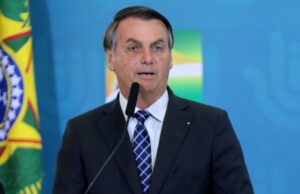 Bolsonaro diz que zera impostos se governadores acabarem com ICMS