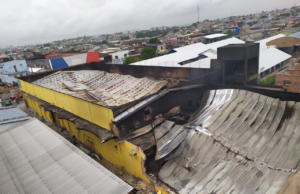 Com estruturas abaladas, prédio destruído por incêndio pode ser demolido